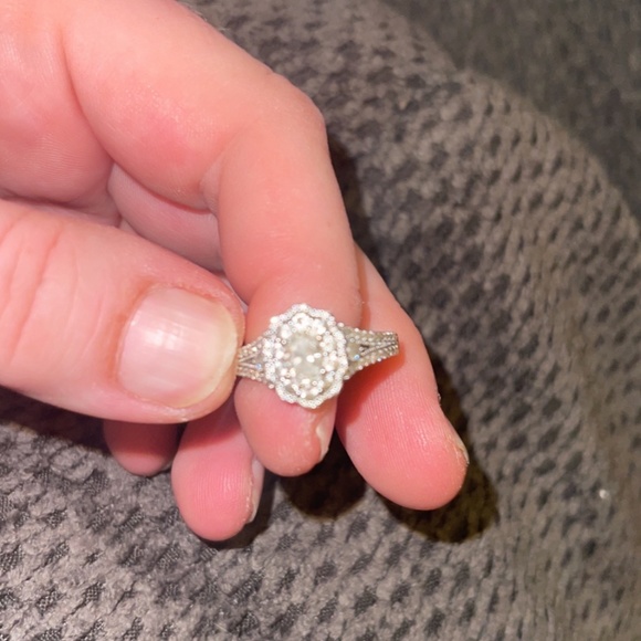 Disney Princess Belle Engagement Ring - Picture 3 of 6